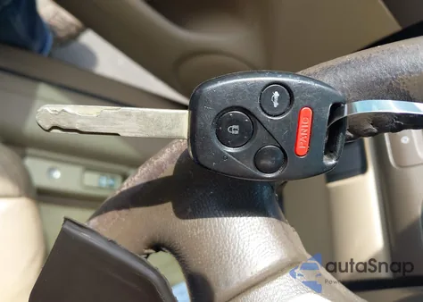 2004 Honda Accord 3.0 Ex z USA, uszkodzony, nr VIN 1HGCM66574A013286